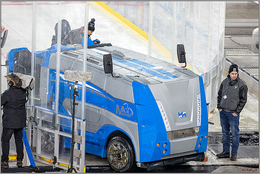DEL Wintergame; Koelner Haie - Duesseldorfer EG; Koeln, 12.01.2019